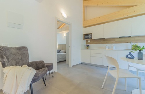Lierna Apartment | Cà Magnolia Appartamento 3 by Varenna Holidays