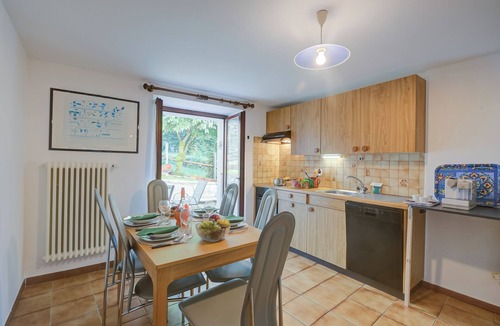Gordola Apartment | Ca Cornocc with Private Terrace in Gordola, Gordola, Switzerland