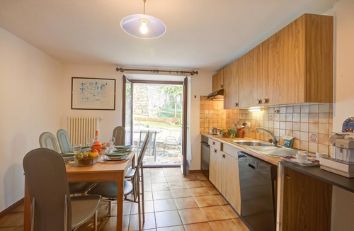 Gordola Apartment | Ca Cornocc with Private Terrace in Gordola, Gordola, Switzerland