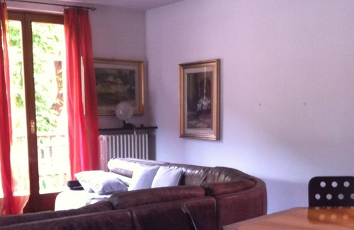Endine Gaiano Villa | CASA AL LAGO WITH PRIVATE GARDEN
