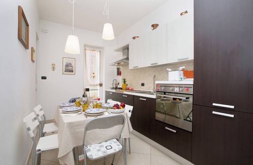 Riva del Garda Apartment | Casa Andreas & Corinna with Sunny Balcony, Riva del Garda, Italy