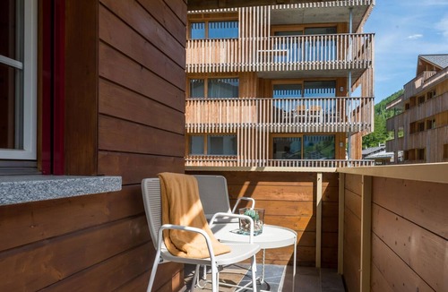 Saas Grund Apartment | Casa Antares – Montela Holiday Stay Appartement/Fewo by Interhome