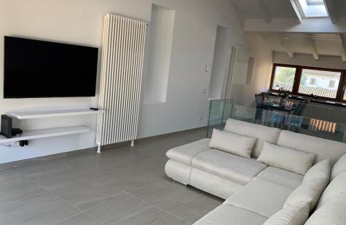 Riva San Vitale House | Casa di lusso con splendida vista lago