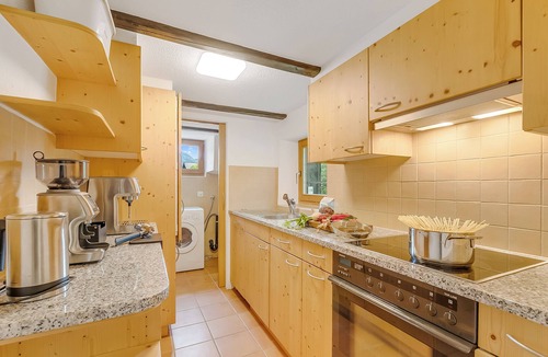 Centovalli Ski Chalet | Casa Eyrie Centovalli 3BR Chalet, Palagnedra, Switzerland