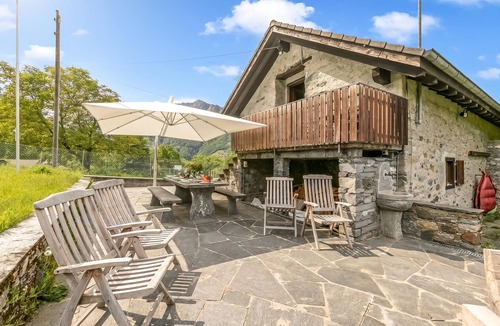 Centovalli Ski Chalet | Casa Eyrie Centovalli 3BR Chalet, Palagnedra, Switzerland
