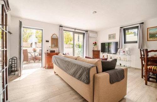 Gordola Apartment | Casa Flora "Ticino Ticket" incluso gratuitamente
