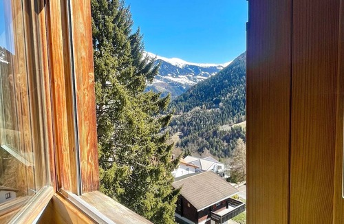 Malix Ski Chalet | CASA FORTUNA - 5 bedroom house with garden and panoramic view | Chur Lenzerheide