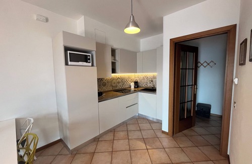 Oldesio Apartment | Casa Maffei PLUS apartment 2, 1st floor, balcony, wonderful lake view, parking
