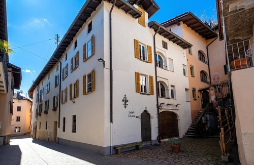 Caslano Apartment | Casa Merlot in Caslano for 4, Caslano, Switzerland