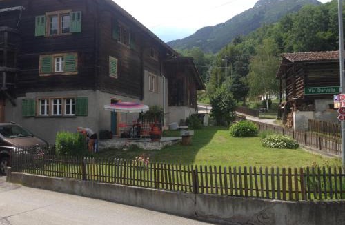 Trun Apartment | Casa Vegana, 3,5 Zi Wohnung, 5 PL, 2 Bäder