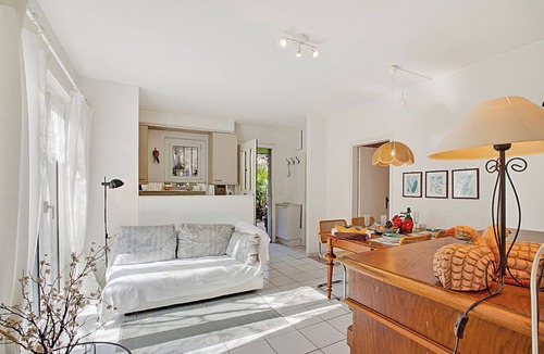 Losone Apartment | Casa Viola Garden in Losone for 4, Losone, Switzerland