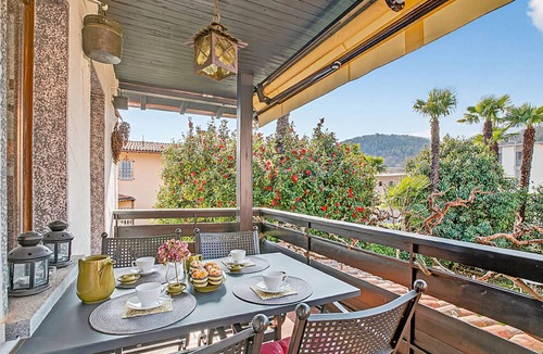 Losone Apartment | Casa Viola Panorama in Losone for 4, Losone, Switzerland