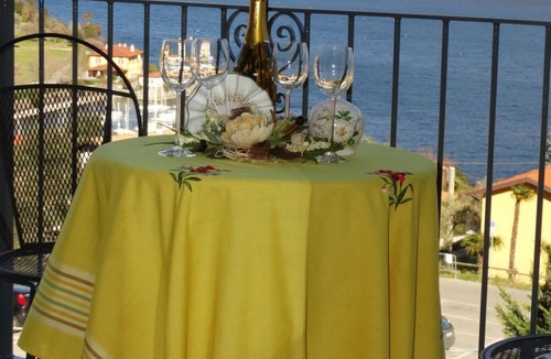 Bellagio Apartment | CasaKatty Zwei-Zimmer-Wohnung mit Balkon mit Seeblick by Interhome