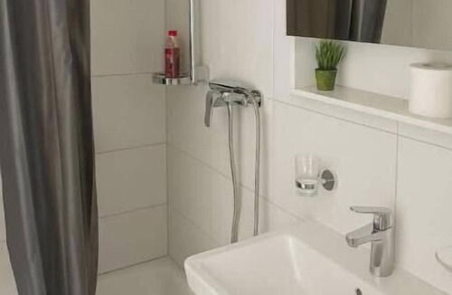 Fribourg Apartment | Central & quiet near the cathedral