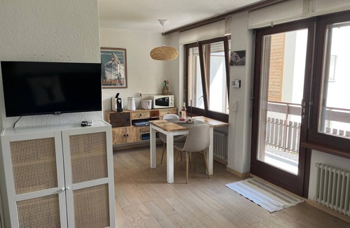 Zermatt Apartment | Central Zermatt studio for 2 with Matterhorn view, near lifts & restaurants