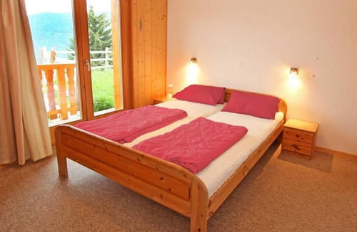 Riddes Ski Chalet | Chalet, 150m from resort center, sauna, terrace, balcony, fireplace or stove, parking, tv, 230m²