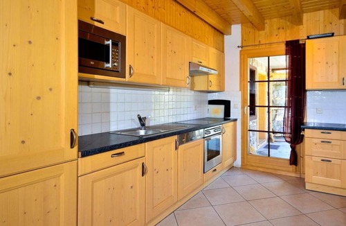 Riddes Ski Chalet | Chalet, 150m from resort center, sauna, terrace, balcony, fireplace or stove, parking, tv, 250m²