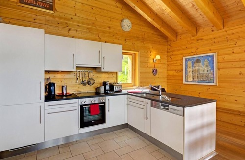 Vex Ski Chalet | Chalet, 300m from resort center, sauna, terrace, balcony, fireplace or stove, parking, tv