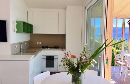 Villaggio Sanghen Ski Chalet | Chalet by the Lake, with direct lake access, two bedrooms, and a garden, Quality Holiday