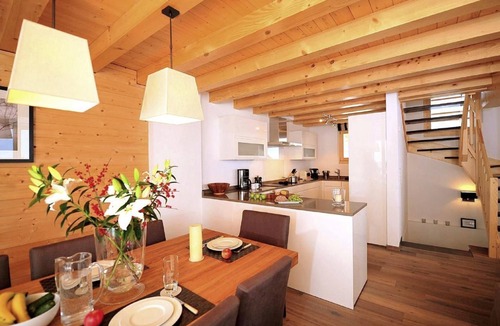 Heremence Ski Chalet | Chalet Falcons Nest