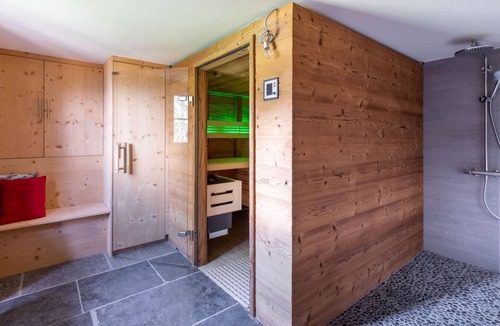 Mayens-de-Riddes Ski Chalet | Chalet Gryon - Three Bedroom Chalet, Sleeps 9