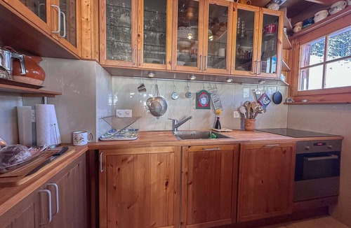 Liddes House | Chalet Le Moulin - Cozy, view of the Alps, fireplace & large terrace