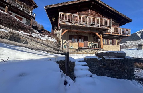 Liddes House | Chalet Le Zirizui - Authentic alpine retreat with breathtaking views