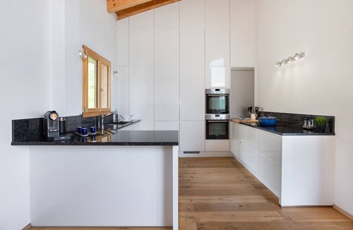 La Tzoumaz Cottage | Chalet Les Etablonsluxury Chaletski-in Ski-out