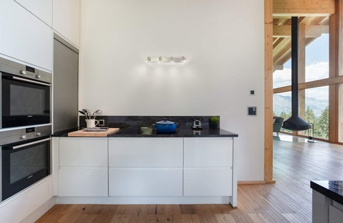 La Tzoumaz Cottage | Chalet Les Etablonsluxury Chaletski-in Ski-out
