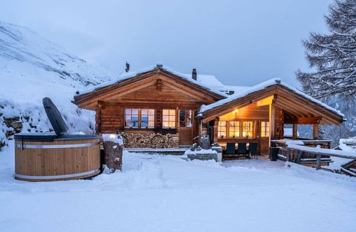 Zermatt House | Chalet MARMO Ski-in/Ski-out by HomeFlow Zermatt