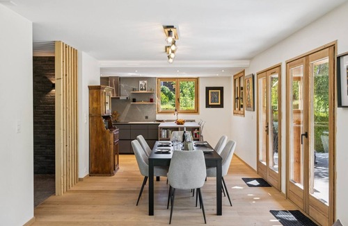 Aminona Ski Chalet | Chalet Niva by Mrs Miggins perfectly embodies the harmony between authentic Alpine charm and contem