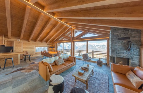 Nendaz Ski Chalet | Chalet Oak Tree amazing, sauna, ski-in/out