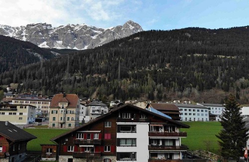 Savognin Apartment | Chalet Rezia Appartement/Fewo, Dusche oder Bad, WC, 1 Schlafraum by Interhome