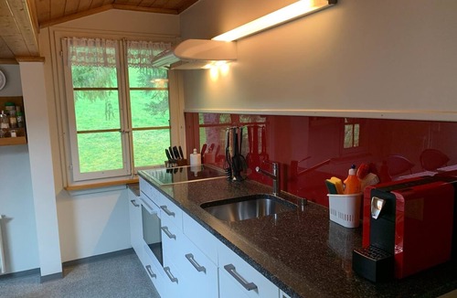 Ringgenberg Apartment | Chalet Rosemarie Appartement/Fewo 4-Bettwohnung by Interhome