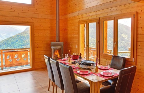 Heremence Ski Chalet | Chalet, sauna, balcony, fireplace or stove, parking, tv, 135m², Thyon
