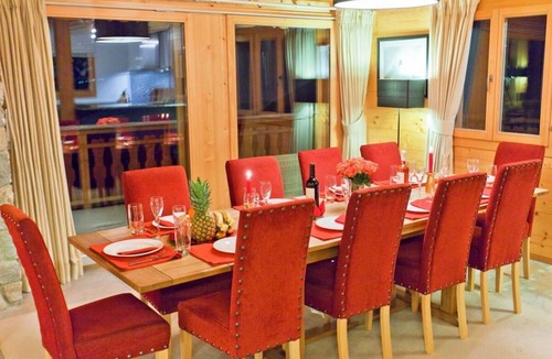Vex Ski Chalet | Chalet, sauna, terrace, balcony, fireplace or stove, tv, ski locker, 250m², Thyon