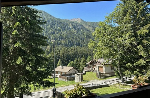 Mesocco House | Chalet Soleada with Fireplace and Terrace for 5, Pian San Giacomo, Mesocco, Switzerland