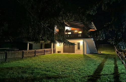 Mesocco House | Chalet Soleada with Fireplace and Terrace for 5, Pian San Giacomo, Mesocco, Switzerland