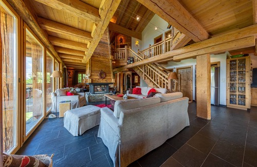 Nendaz Ski Chalet | Chalet Valkyria superbe ski-in ski-out