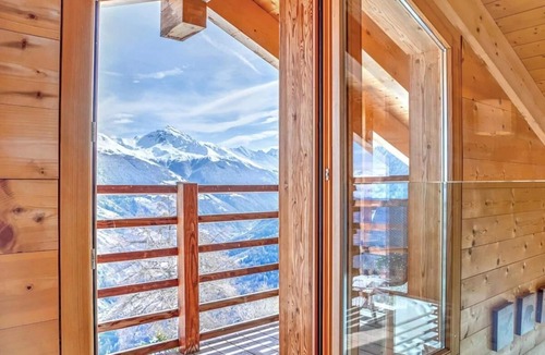 Heremence Ski Chalet | Chalet, wifi, sauna, terrace, balcony, fireplace or stove, parking, tv, ski locker, 200m², Thyon