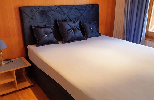 Graechen Ski Chalet | Chalet with view on the Weisshorn from terrace/bedroom/livingroom