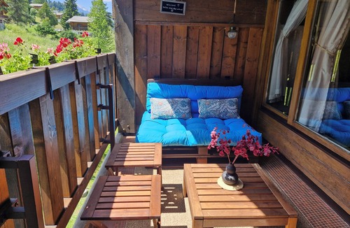 Riddes Apartment | Charming and cosy duplex at La Tzoumaz in the heart of the 4 valleys ski area!