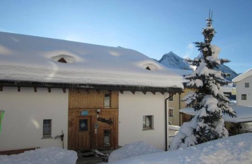 Ftan Apartment | Chasa Cumulus/HP Ferienwohnung Sainas 139 A, (Ftan) by Interhome