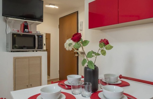 Zona Zara Apartment | Check in information:You won’t need to meet anyone to access the apartment. Before arrival, you will receive a link to access the Guest Portal, where you can complete the self check-in directly from your phone by entering the ID details of all guests a