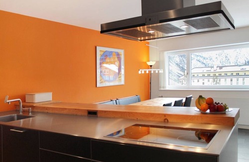 Arosa Apartment | Chesa Kristella Appartement/Fewo, Dusche und Bad, WC, 6-Bettwohnung by Interhome