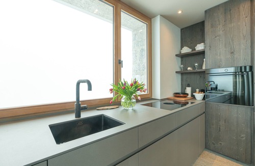 Maloja Apartment | Chesa Piol - Stylish apartment with wellness & panorama