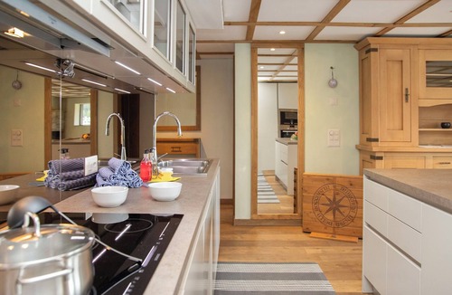 Sankt Moritz-Bad Apartment | Chesa Piz Mezdi - St. Moritz by Interhome