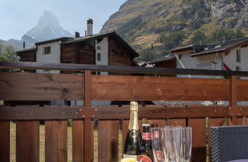 Zermatt Apartment | Chez Nous Zermatt - 4 luxury apartments in same building with Matterhorn views