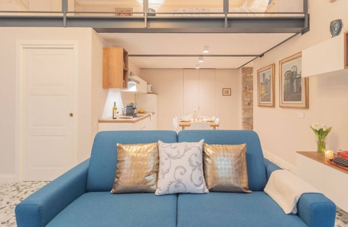 Como City Centre Apartment | Cinque Giornate 70 Suites by Rent all Como