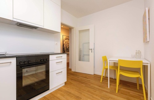 Werd Apartment | City Centre Spacious 2-BR Apt Sapphire